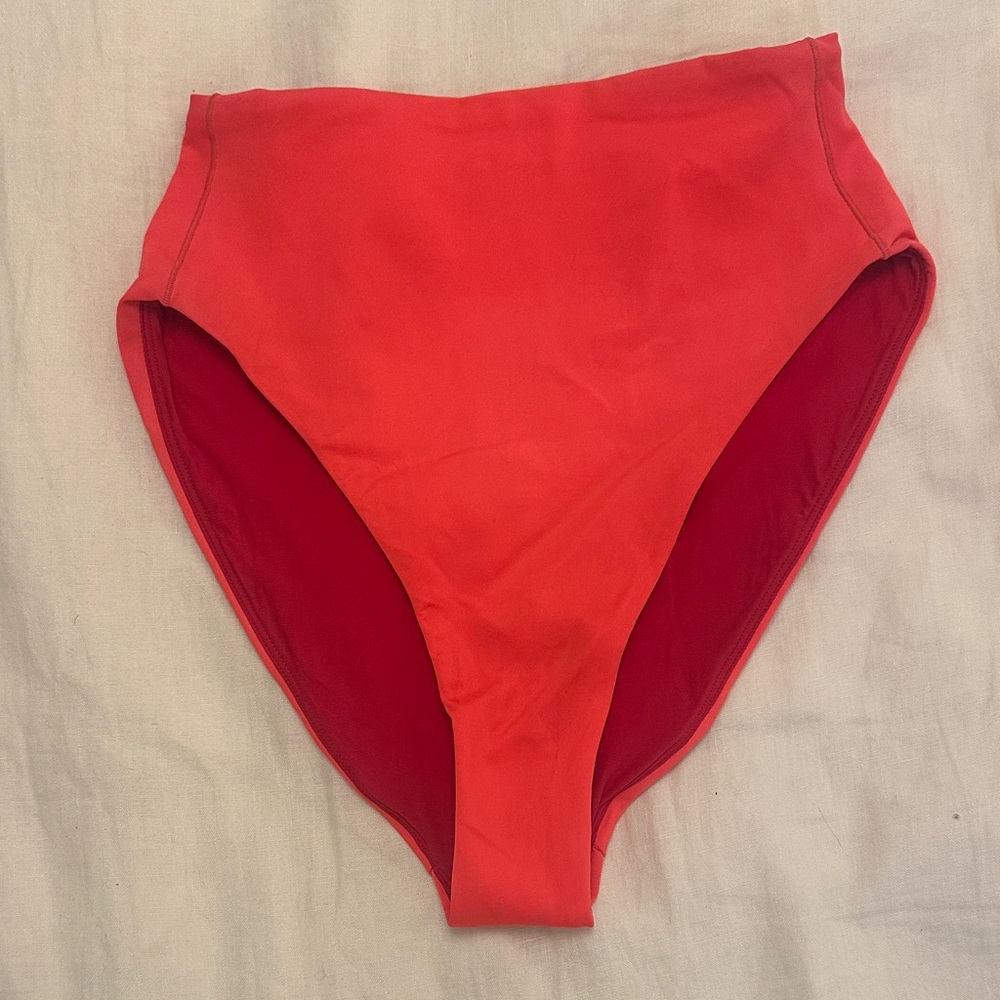 Left On Friday High High Bottom - medium - rescue red